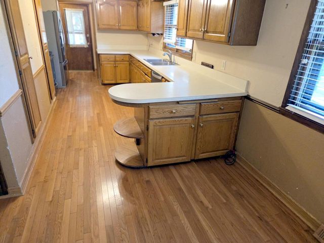 960 Webster AVENUE, Brookfield, WI 53005