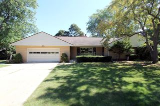960 Webster AVENUE, Brookfield, WI 53005