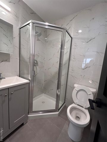 6014 Menahan Street, Ridgewood, NY 11385