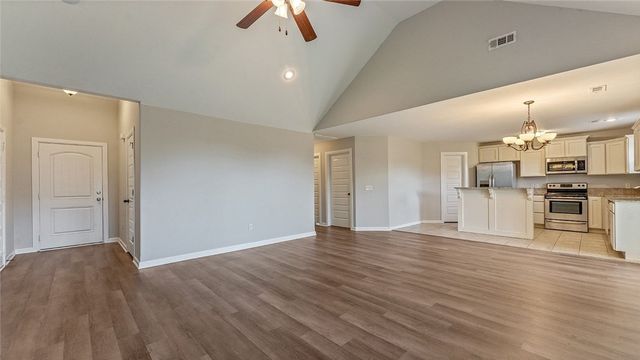 470 Torino Place, Centerton, AR 72719