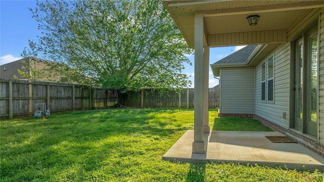470 Torino Place, Centerton, AR 72719
