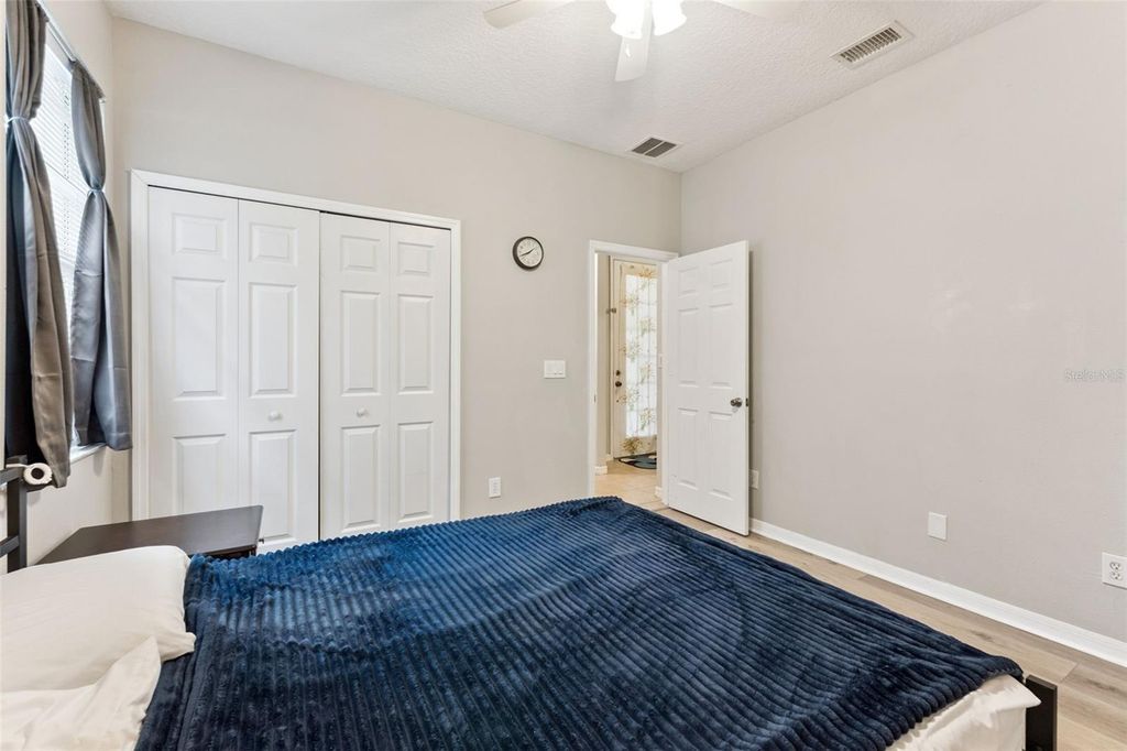 Image 18 of property listing at 4627 BLUE MAJOR DRIVE, Windermere, FL 34786