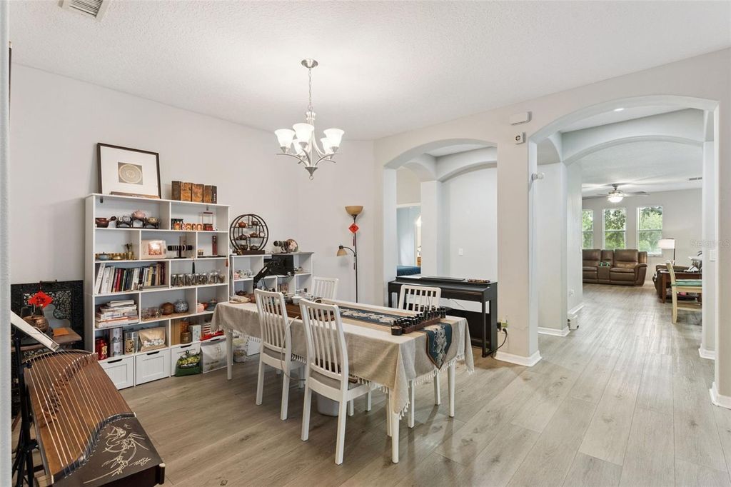 Image 10 of property listing at 4627 BLUE MAJOR DRIVE, Windermere, FL 34786