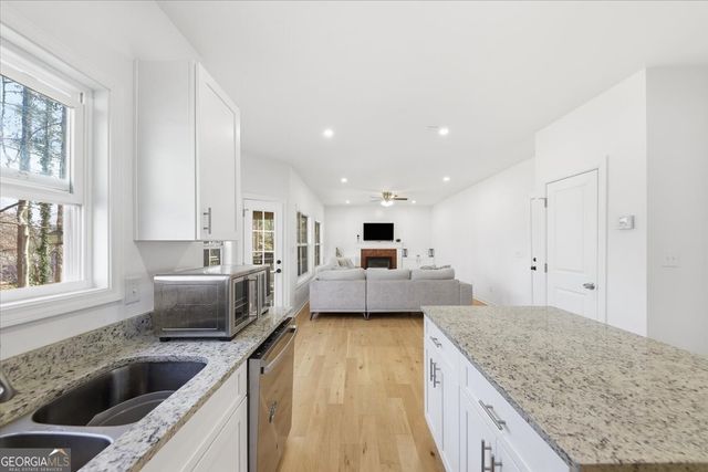 2769 SPRINGFOUNT Trail, Lawrenceville, GA 30043