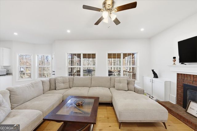 2769 SPRINGFOUNT Trail, Lawrenceville, GA 30043