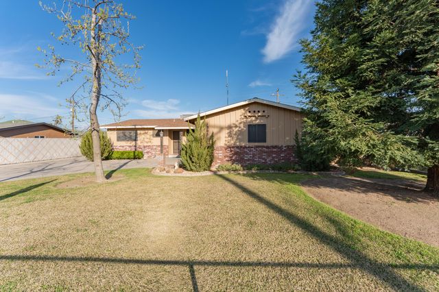 1306 Lowery Street, Porterville, CA 93257