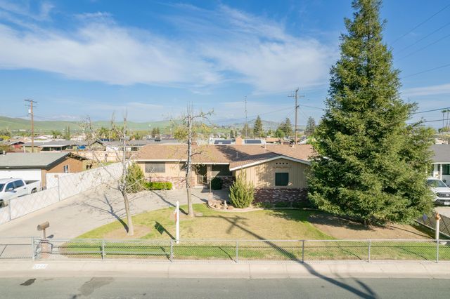 1306 Lowery Street, Porterville, CA 93257