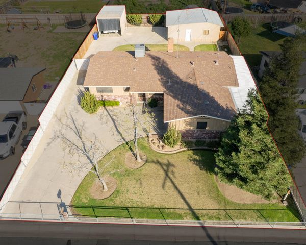 1306 Lowery Street, Porterville, CA 93257