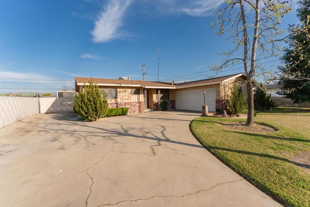 1306 Lowery Street, Porterville, CA 93257