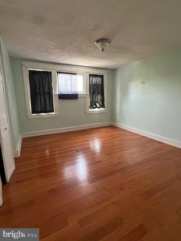 3321 GUILFORD ST, Philadelphia, PA 19136
