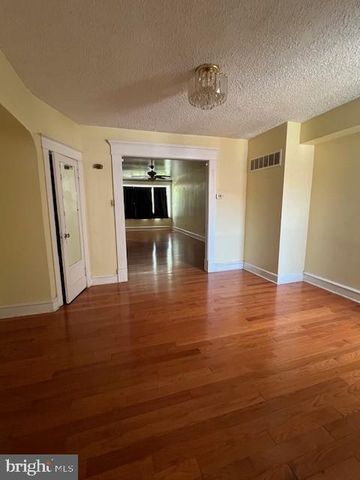 3321 GUILFORD ST, Philadelphia, PA 19136
