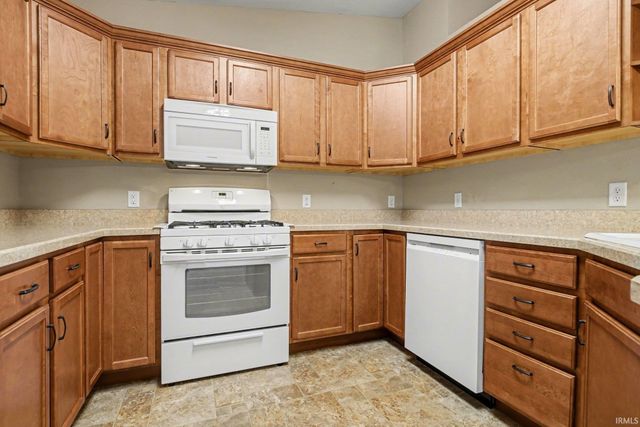 1107 Park Meadows Drive, Goshen, IN 46526
