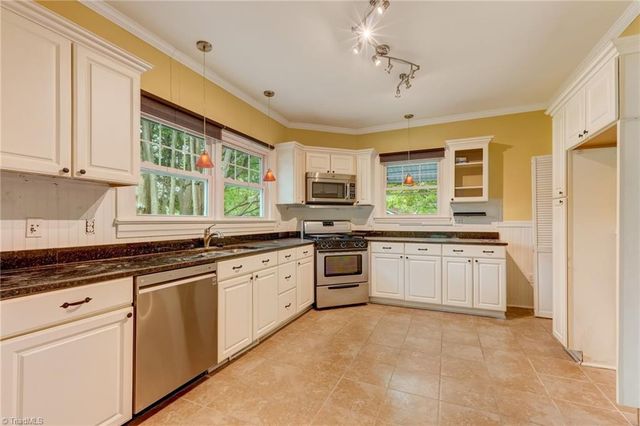 1713 Vance Street, Reidsville, NC 27320