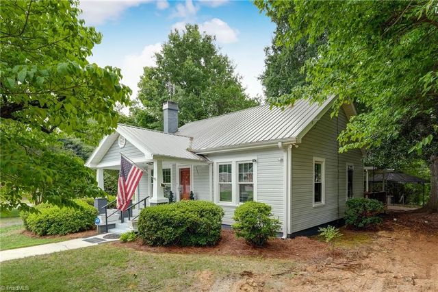 1713 Vance Street, Reidsville, NC 27320
