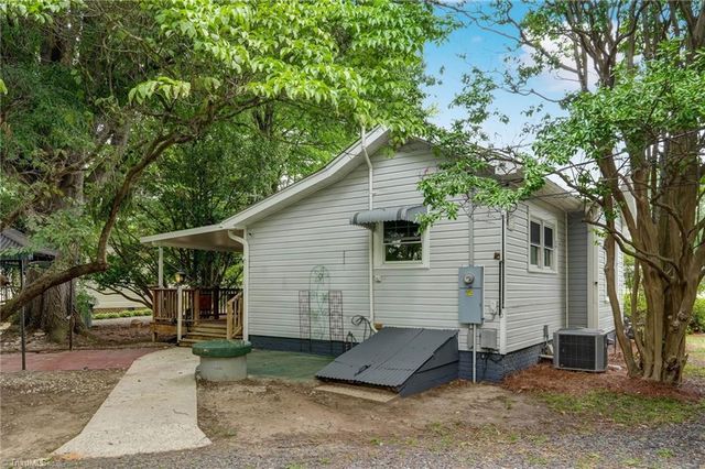 1713 Vance Street, Reidsville, NC 27320