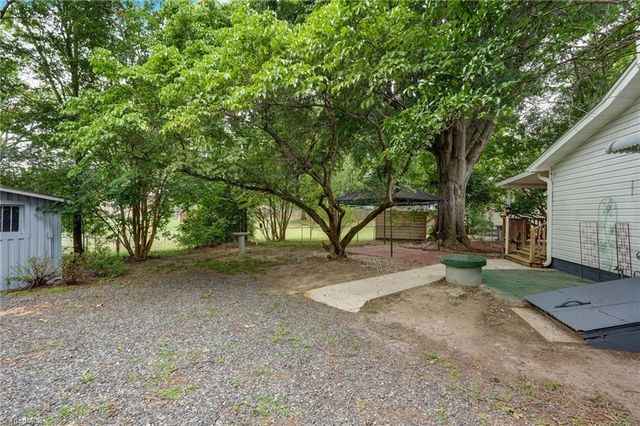 1713 Vance Street, Reidsville, NC 27320