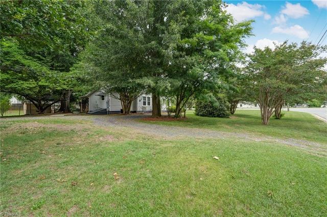1713 Vance Street, Reidsville, NC 27320