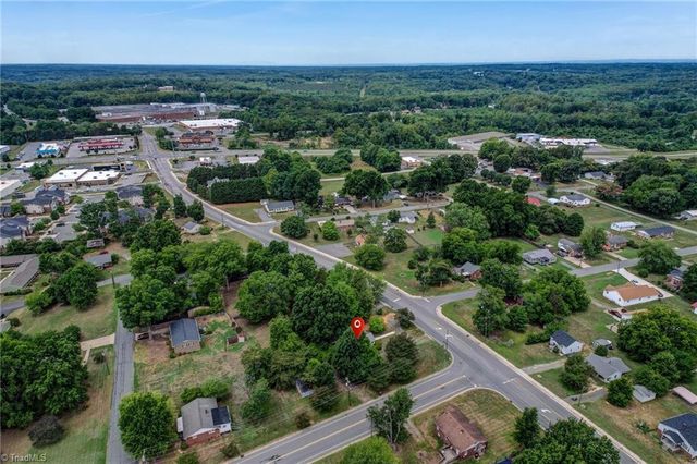 1713 Vance Street, Reidsville, NC 27320
