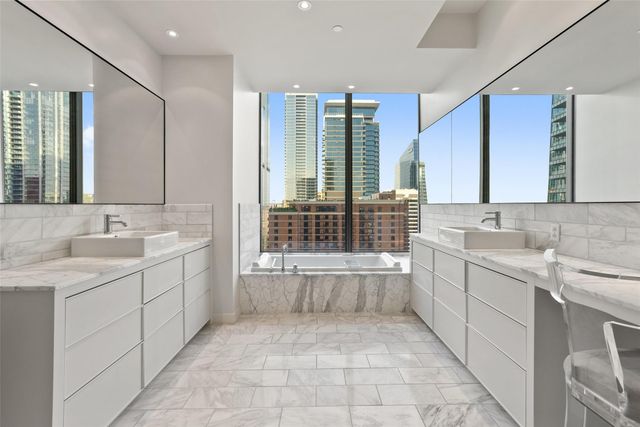 210 Lavaca ST 2505, Austin, TX 78701
