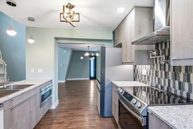 2750 E ALFALFA DR, Columbia, MO 65202