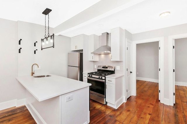 85 Webster 3, Boston, MA 02128