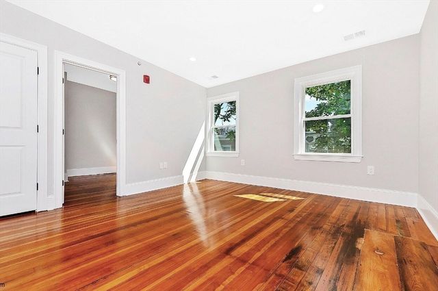 85 Webster 3, Boston, MA 02128