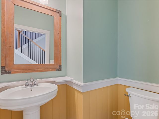 10 Pruitt Street, Asheville, NC 28806