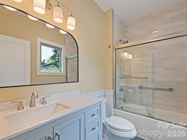 10 Pruitt Street, Asheville, NC 28806
