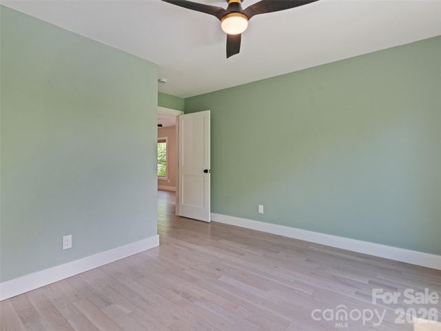 10 Pruitt Street, Asheville, NC 28806