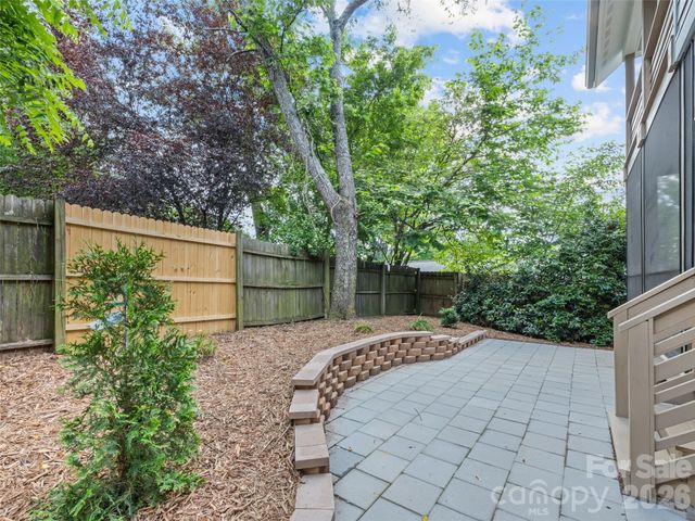 10 Pruitt Street, Asheville, NC 28806