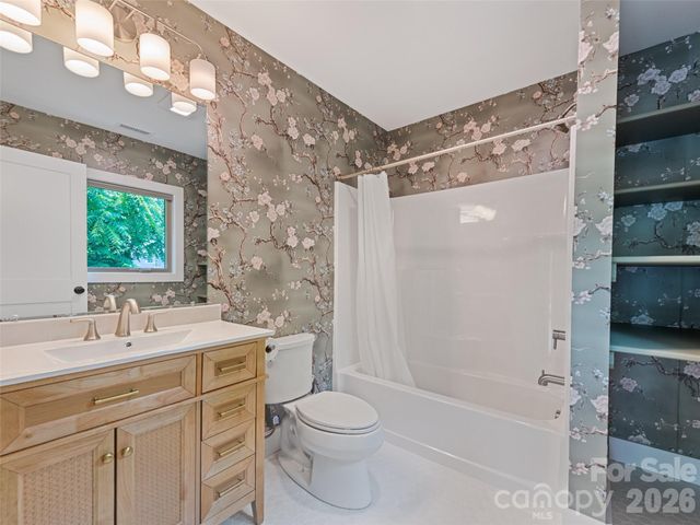 10 Pruitt Street, Asheville, NC 28806