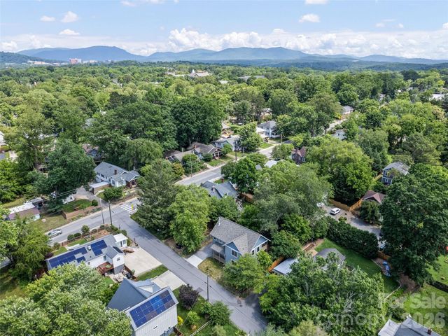 10 Pruitt Street, Asheville, NC 28806