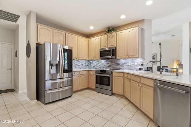 20 Fenwick Drive, Bluffton, SC 29909