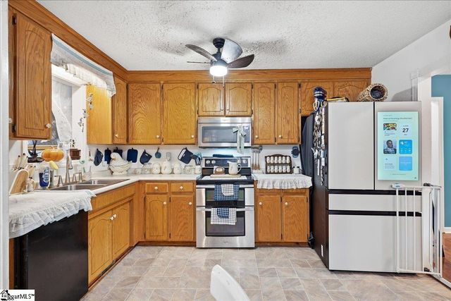 113 Beaver Creek Drive, Chesnee, SC 29323