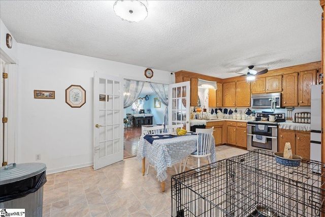 113 Beaver Creek Drive, Chesnee, SC 29323