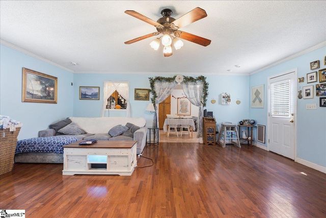 113 Beaver Creek Drive, Chesnee, SC 29323