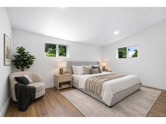 2849 N Vine St, Denver, CO 80205