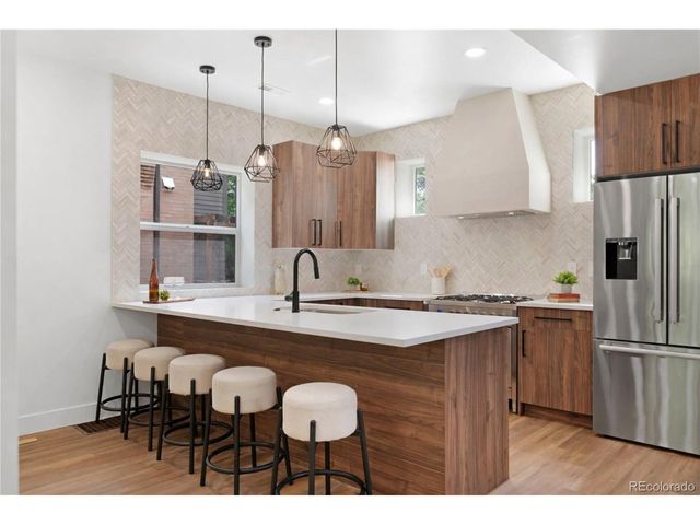 2849 N Vine St, Denver, CO 80205