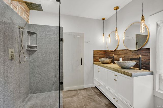 4030 W Fleener Avenue, Bloomington, IN 47403