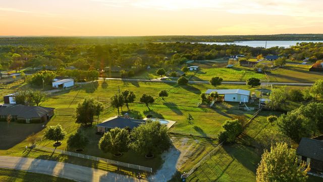 313 Buena Vista Drive, Willow Park, TX 76087