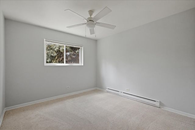 6212 W 64th Place 201, Chicago, IL 60638