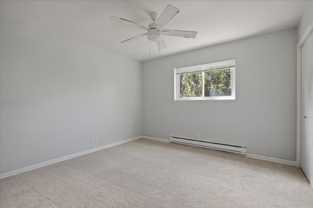 6212 W 64th Place 201, Chicago, IL 60638