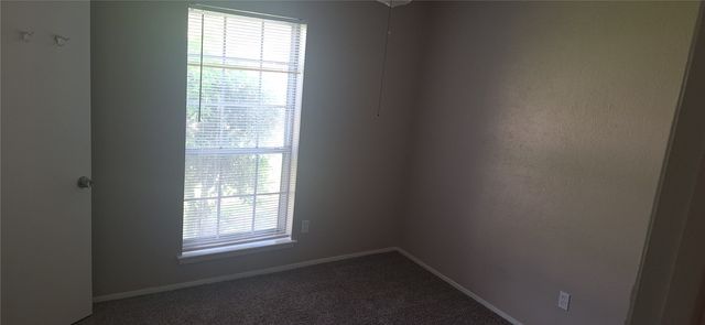 2428 Heathercrest Drive, Arlington, TX 76018