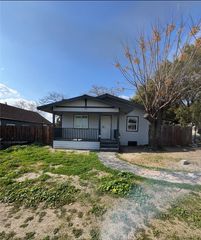 57 S 3rd, Banning, CA 92220
