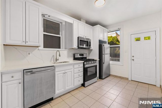 114 Shippen Street, Weehawken, NJ 07086