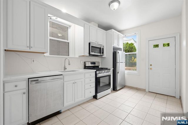 114 Shippen Street, Weehawken, NJ 07086