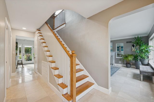 4545 Indian Road, Ottawa Hills, OH 43615