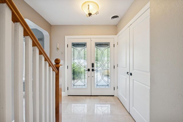 4545 Indian Road, Ottawa Hills, OH 43615