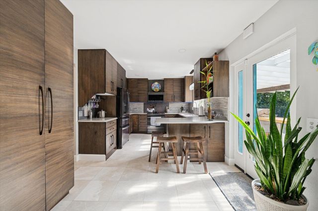 4545 Indian Road, Ottawa Hills, OH 43615