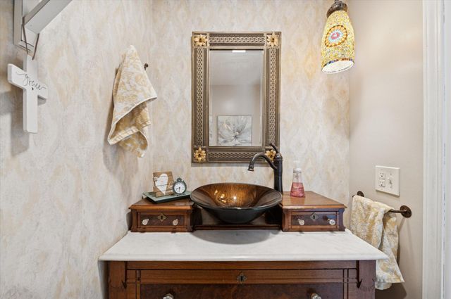 4545 Indian Road, Ottawa Hills, OH 43615